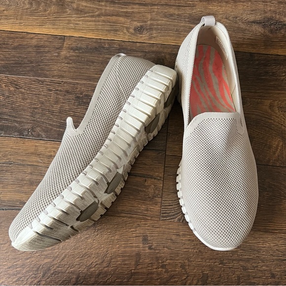 Skechers Go Walk Slip Ons - Picture 2 of 5